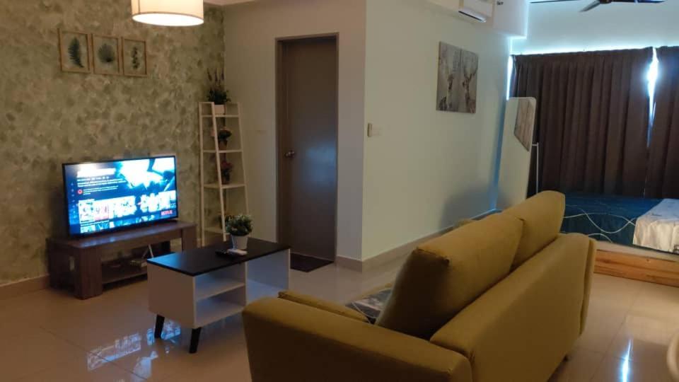 Cozy Studio Unit,Cyberjaya,Wifi, Netflix,Free Parking Buitenkant foto