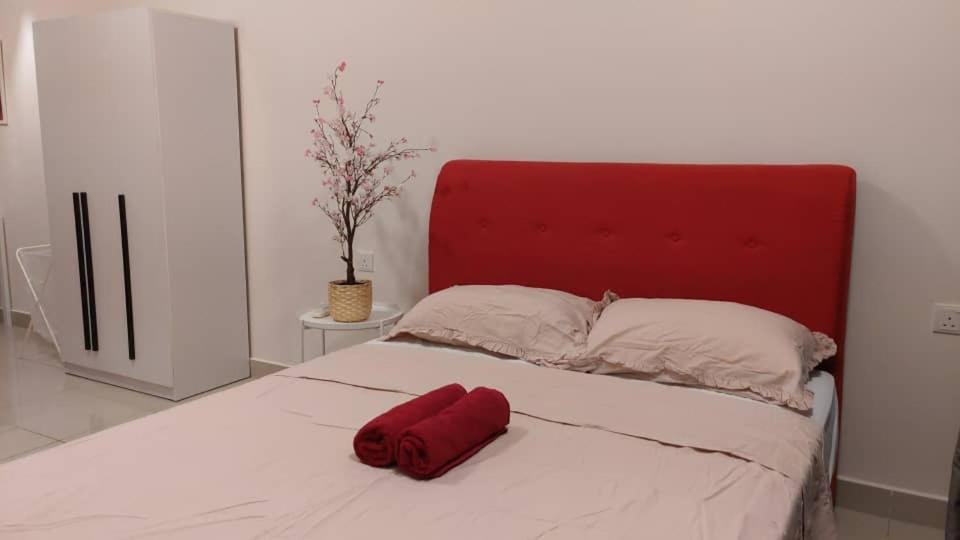 Cozy Studio Unit,Cyberjaya,Wifi, Netflix,Free Parking Buitenkant foto
