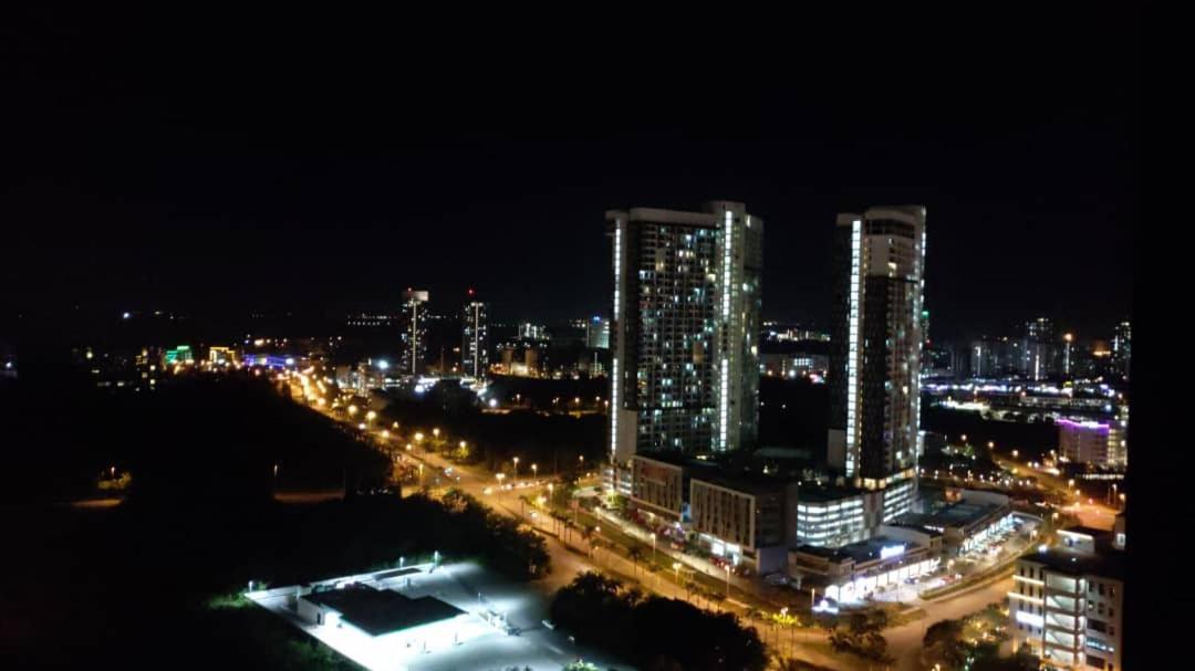 Cozy Studio Unit,Cyberjaya,Wifi, Netflix,Free Parking Buitenkant foto