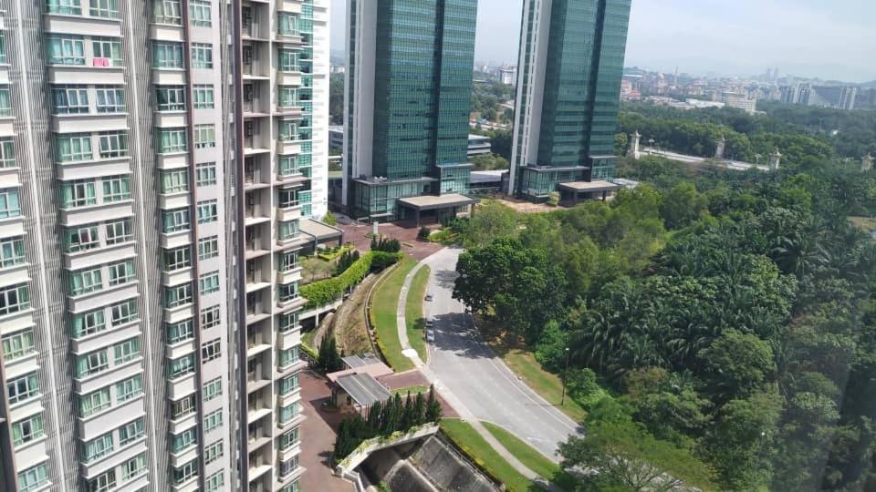 Cozy Studio Unit,Cyberjaya,Wifi, Netflix,Free Parking Buitenkant foto