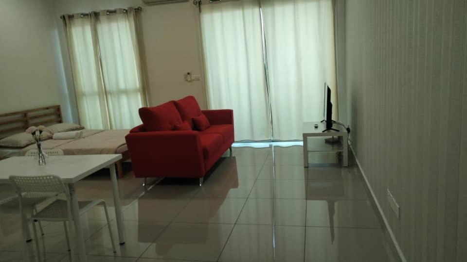 Cozy Studio Unit,Cyberjaya,Wifi, Netflix,Free Parking Buitenkant foto