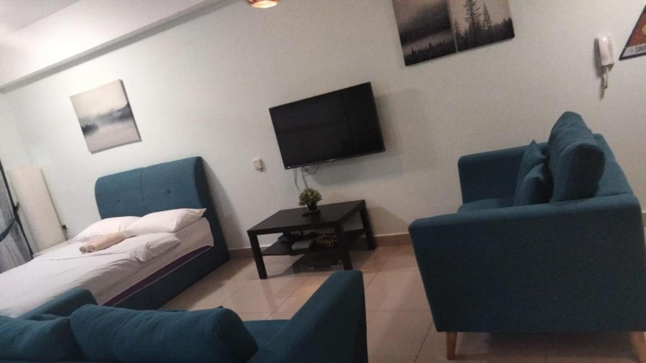 Cozy Studio Unit,Cyberjaya,Wifi, Netflix,Free Parking Buitenkant foto