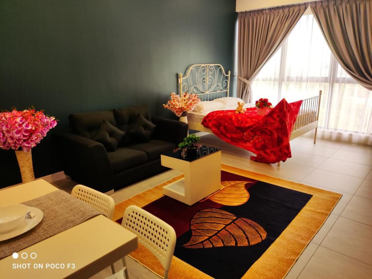 Cozy Studio Unit,Cyberjaya,Wifi, Netflix,Free Parking Buitenkant foto